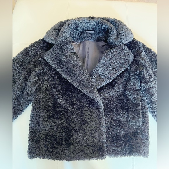 COS Oversized Faux Shearling Jacket - Picture 13 of 14